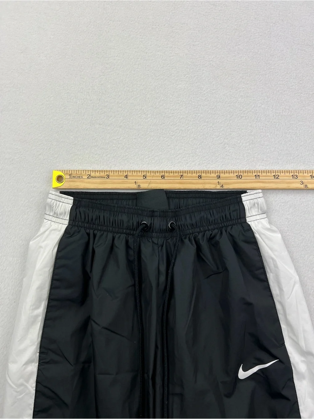 Nike lightweight windbreaker